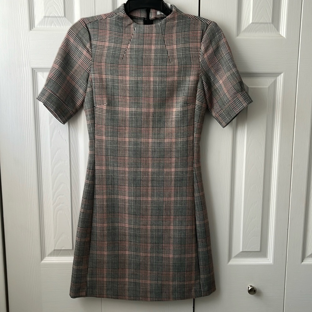 H & M cap sleeve dress